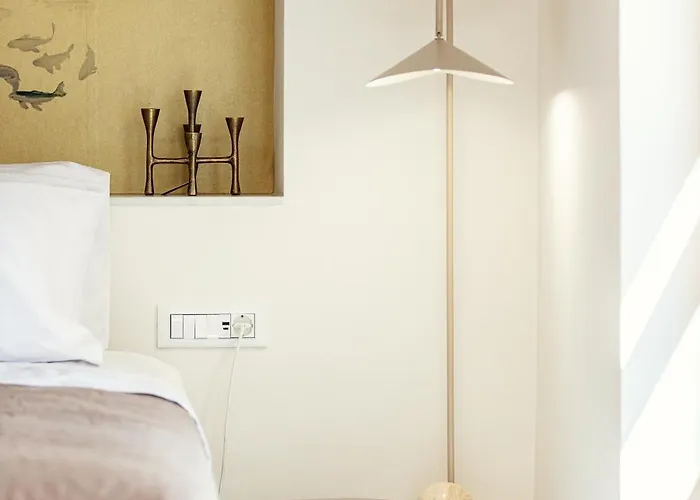 Sea Path Vi Old Town Luxury Steps To